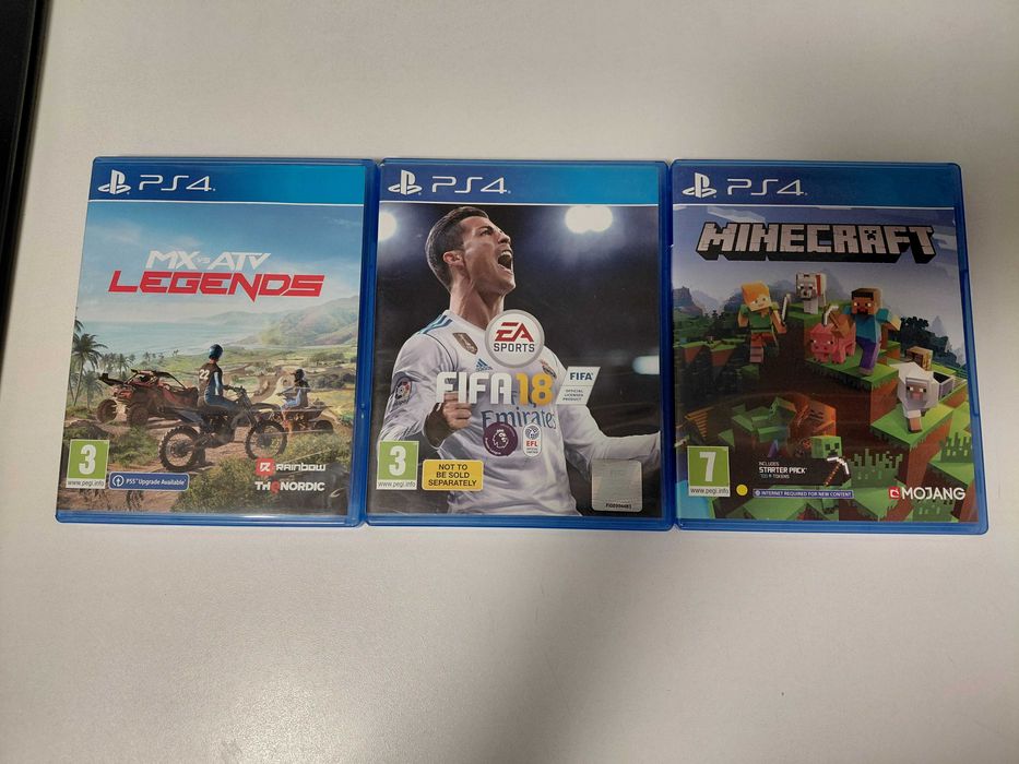 Продавам PlayStation 4 Pro (Пълен Комплект) – Обслужен, в Оригинална Кутия + 2 Джойстика и 9 Игри!