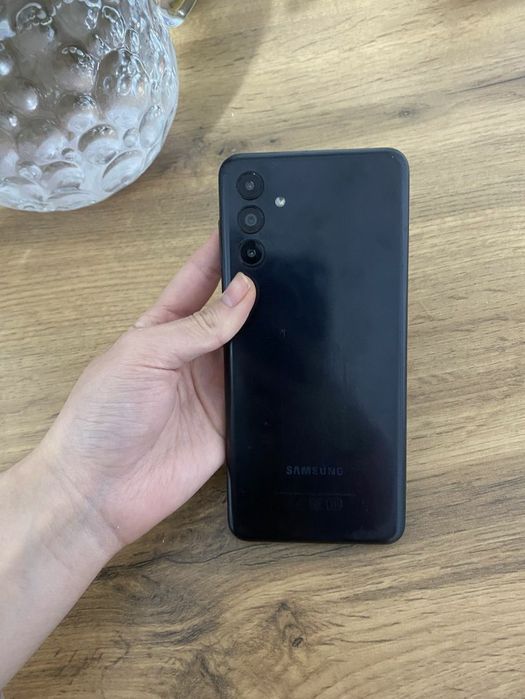 Самсунг А 04   64 гб