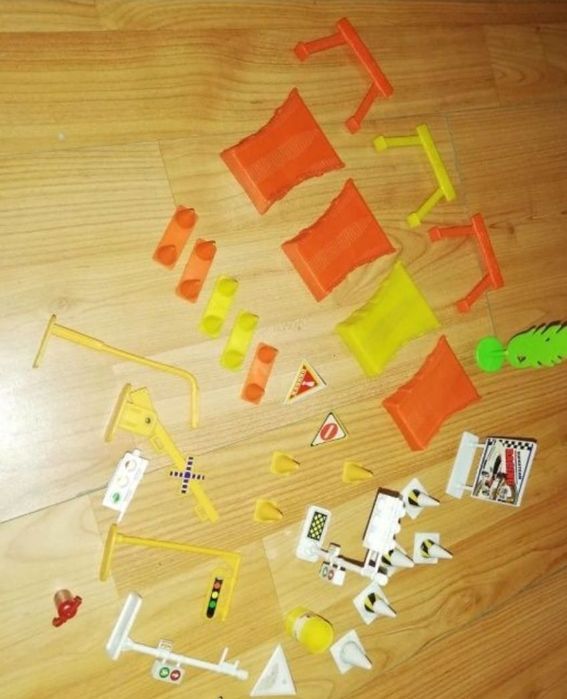 Jucarii de colectie perioada comunista 1980