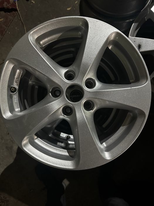 JANTE Aliaj R16 5x112 Borbet ET 40 VW Audi Skoda Seat Golf Passat Top