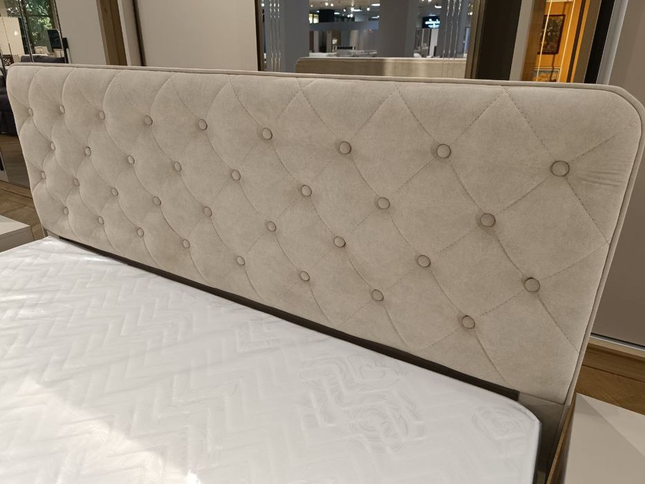 Крават навинка двух спалка