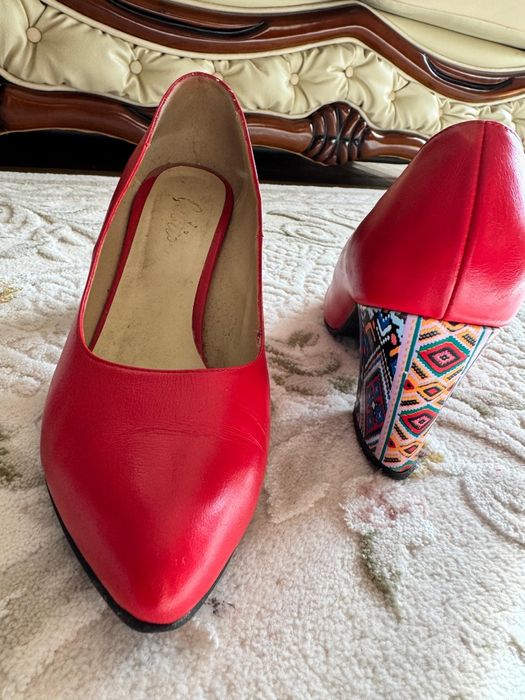 Pantofi din piele naturala