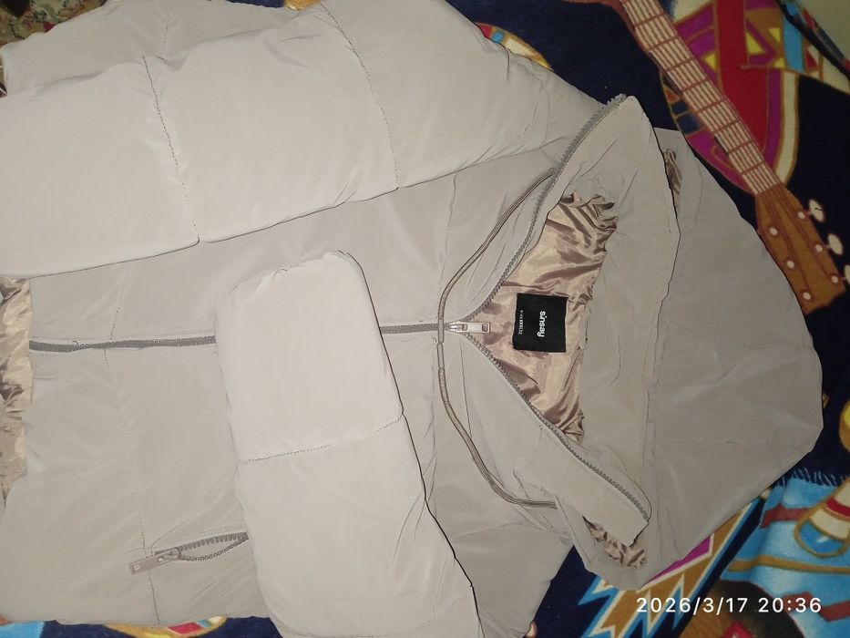 Продам куртку SINSAY осень/весна