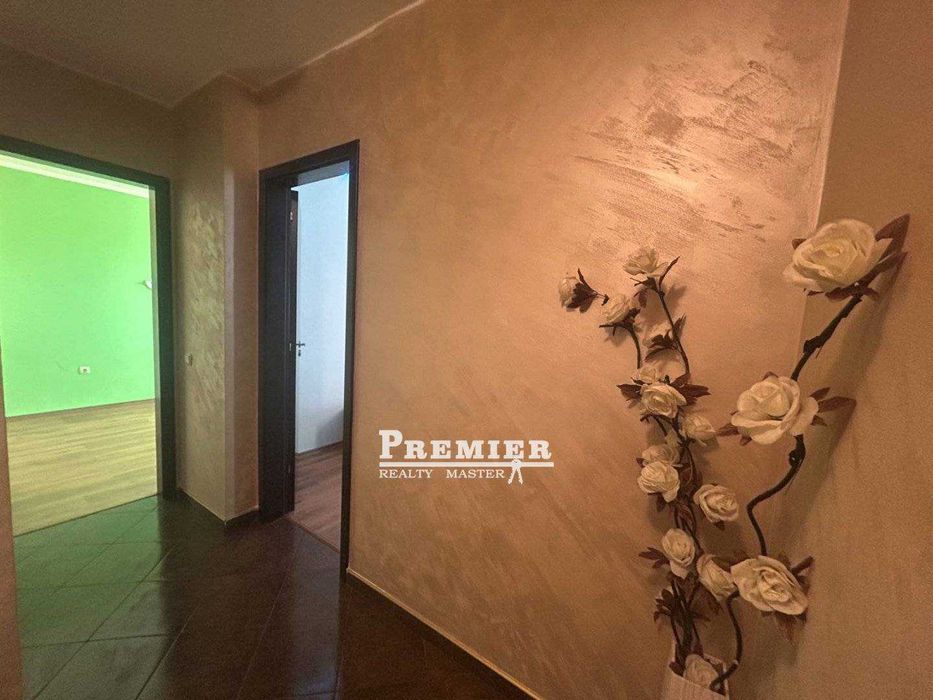 Продава се Тристаен апартамент в Бургас, Зорница - 103 кв.м за 2695 €/кв.м - Снимка #16