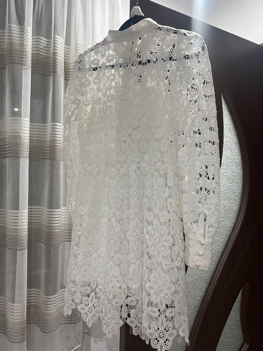 Официална бяла рокля