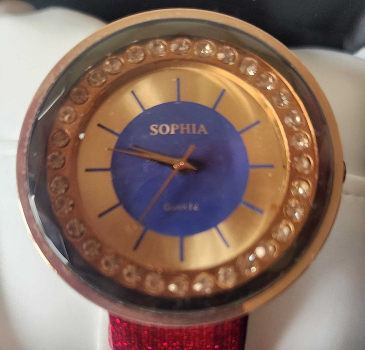 Наручные женские часы "SOPHIA"