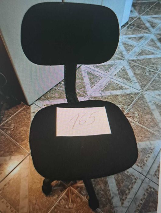 scaun de birou mare si mic