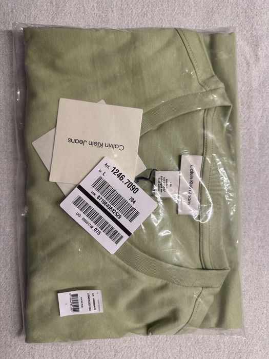 Tricou Calvin Klein L nou