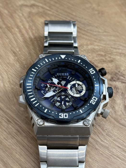 Часовник Guess GW0324G1
