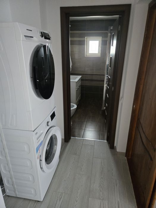 Vand apartament 3 camere