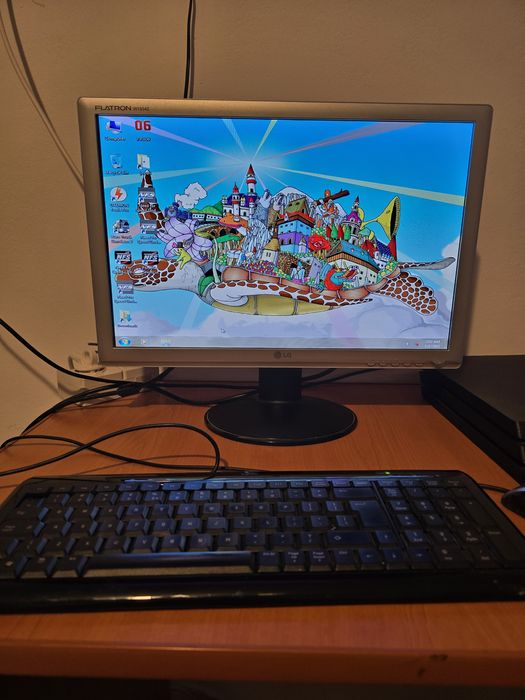 Vând calculator complet