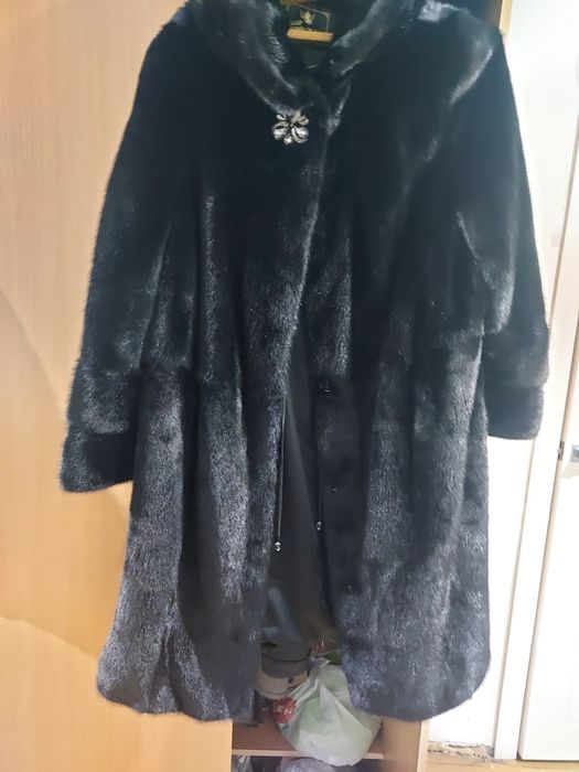 Норковая шуба. Меняю на деньги