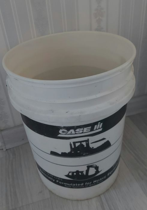 Ведро большая срочно продается