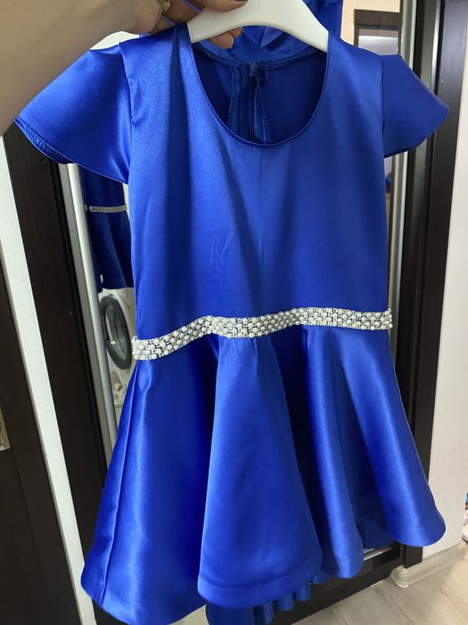 Rochii mama-fiică din tafta