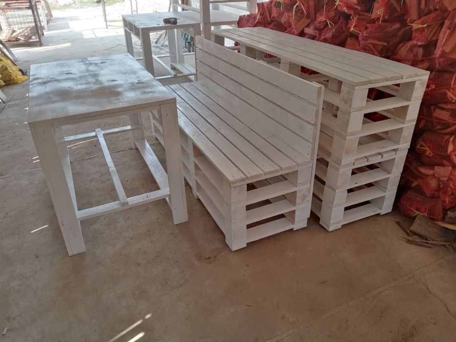 Дървени комплекти за заведения