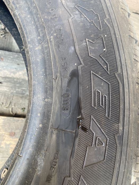 4 buc 215/65/16C GoodYear
