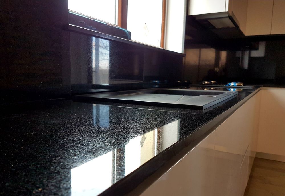 Blat de bucatarie din granit