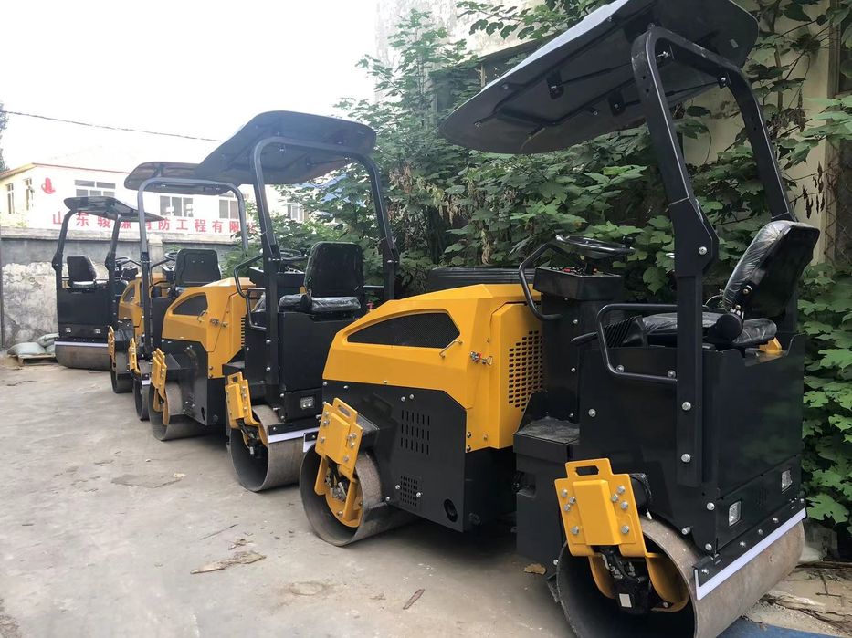 Вибра каток дорожный