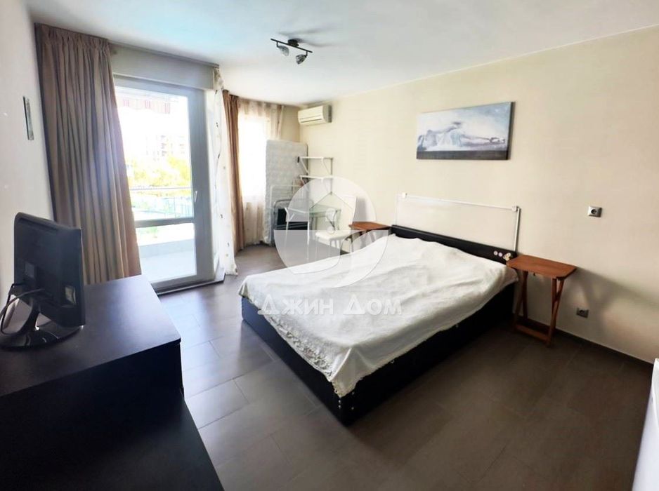 Продава се Едностаен апартамент в Несебър - 38 кв.м за 1198 €/кв.м - Снимка #2