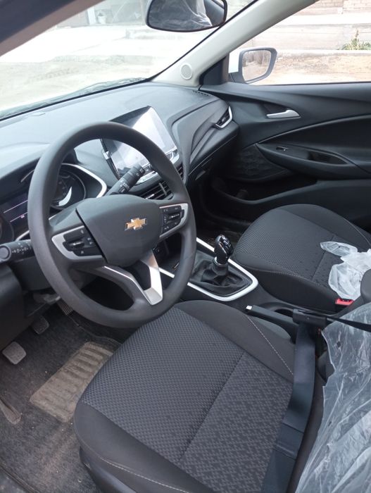 Onix 3 pazisiya mexanika shoʻt benzinda