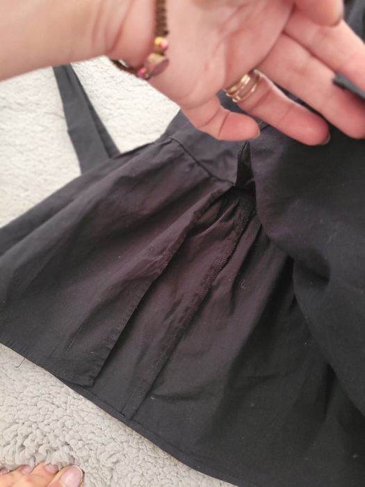 Vând rochie neagra