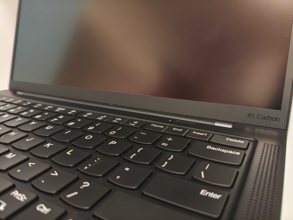 [РЕЗЕРВИРАН] Thinkpad x1 Carbon gen11 i7-1355U, 16Gb RAM, 512 SSD, FHD