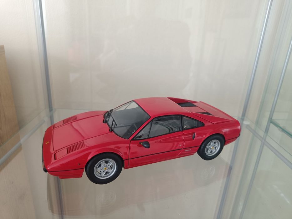 Ferrari 308GTB, Kyosho 1:18