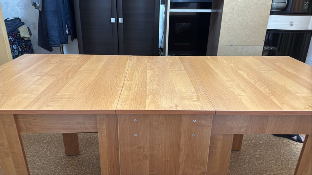 Продам стол-книжка