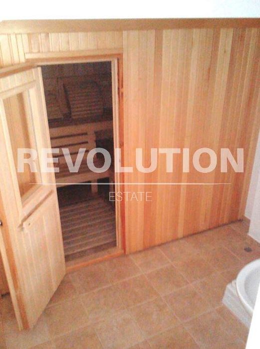 МОДЕРНА КЪЩА в района на Ален мак!