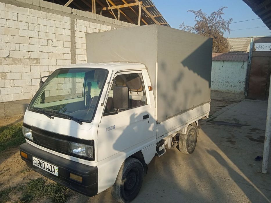 Makalatura Baklashki salafan paxta plasmassa oq qog‘oz gazeta kitob ju