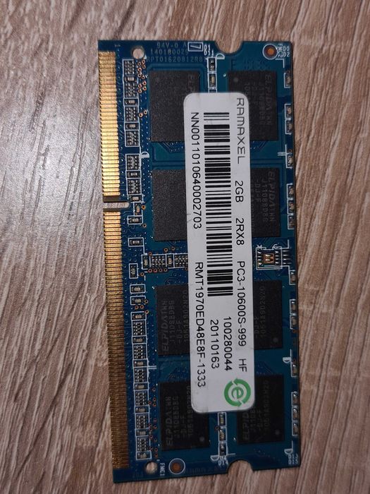 DDR3 Laptop. 4 x 4GB + 7 x 2GB