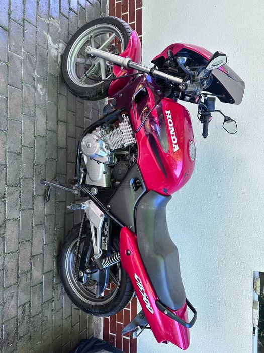 Motocicleta Honda cb500
