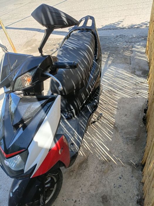 Sotiladi Benzinle Skuter Samarqand