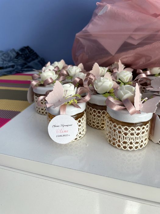 Покани и подаръчета за гости за абитуриентски бал, кръщене, сватба