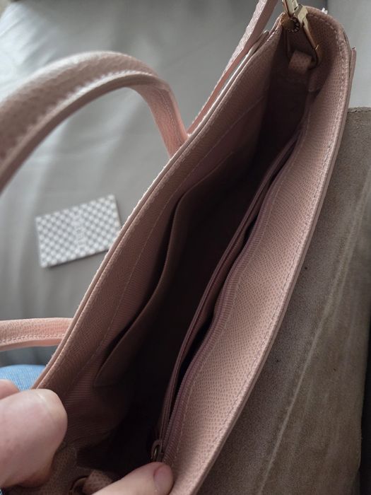 FURLA METROPOLIS medium satchel, culoare moonstone

Stare foarte buna,