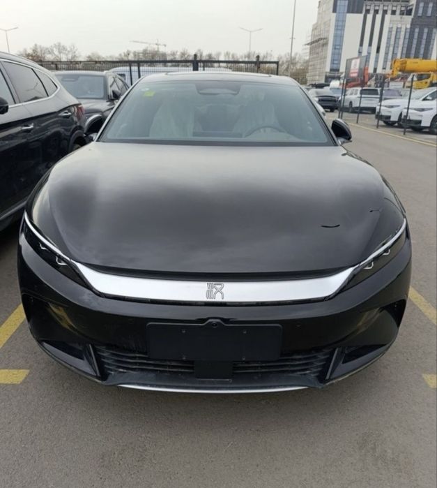 Byd Han restailing 26 yil 635 km zapas xod