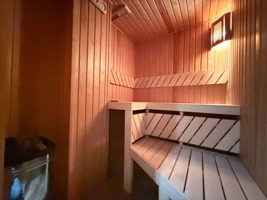 4-комнатная квартира 220 м², ЦУМ, кирпичный дом