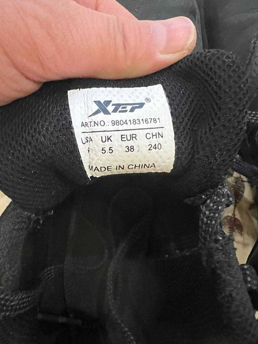 Продам Кроссовки X-Tep на Мальчика