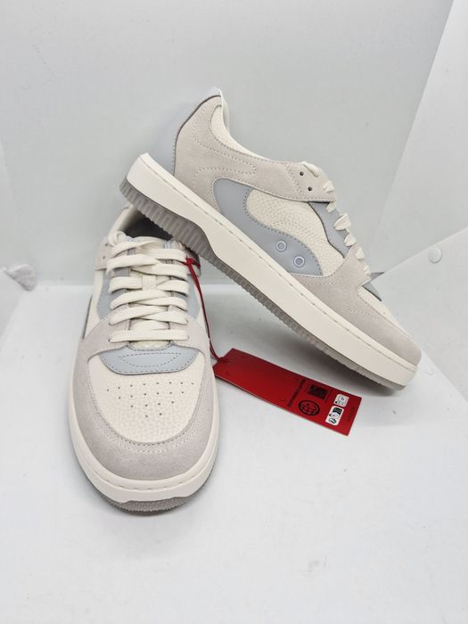 Hugo Kilian Tenn nr. 41,42 lucrați 1/2 nr mai mare