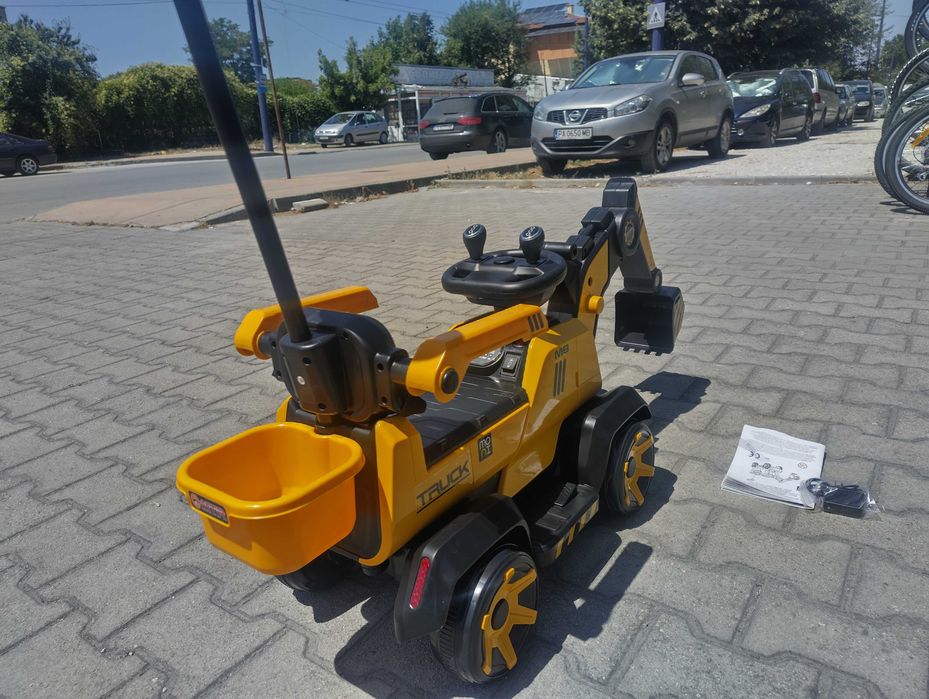 US Акумулаторен детски багер BUMBLEBEE