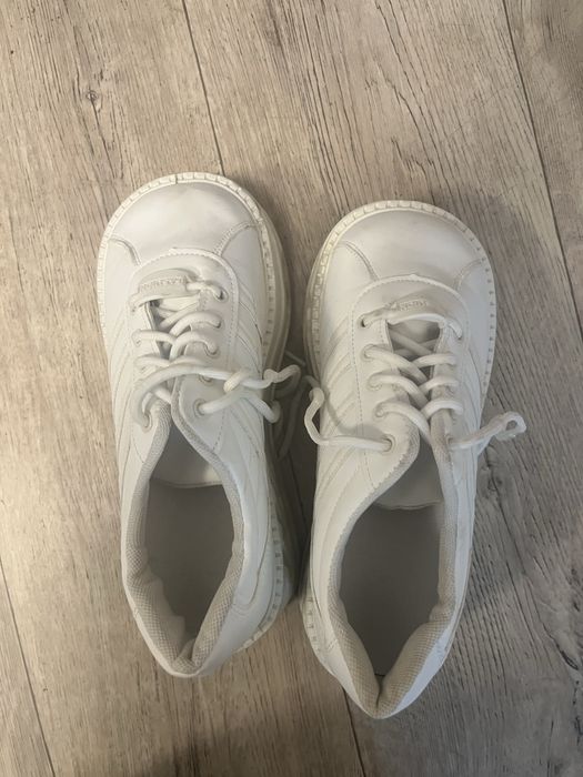 ботинки белые, на высокой платформе