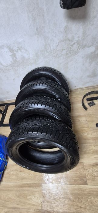 Зимни гуми KUMHO WINTERCRAFT WS51 SUV 225/60R17 103T XL
