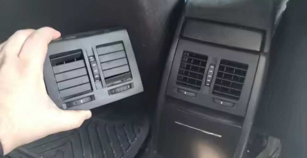 Въздуховод вентилационен отвор духалка Skoda OCTAVIA YETI Шкода Йети