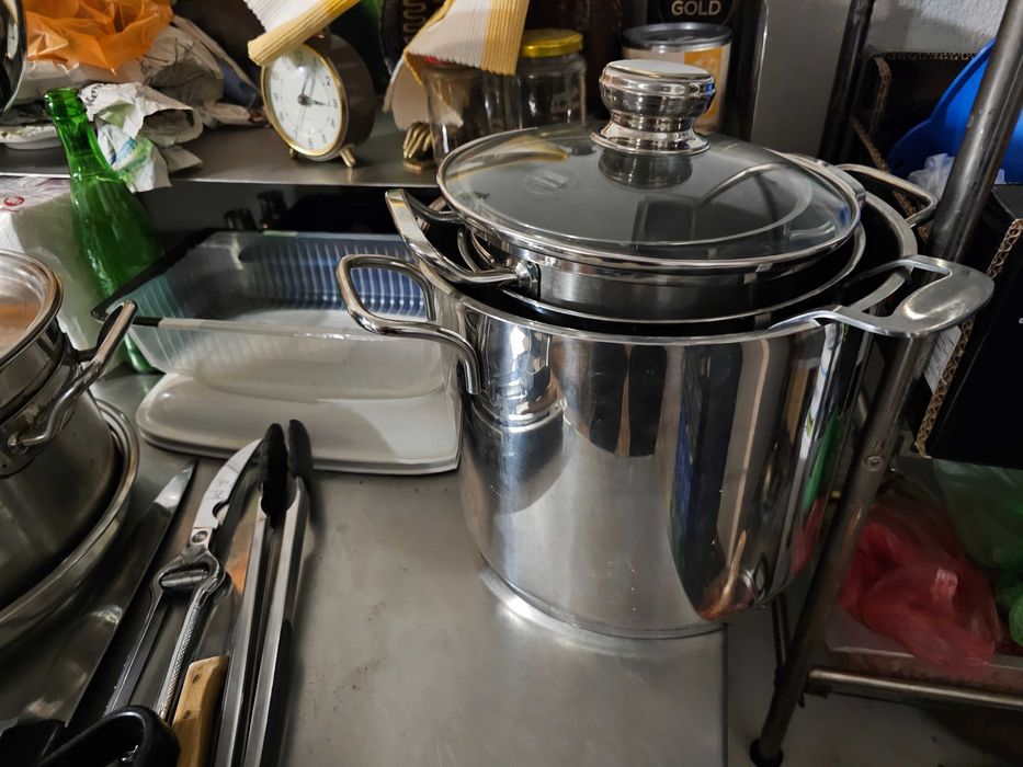 Алпака,инокс,ножове и прибори за кухня.