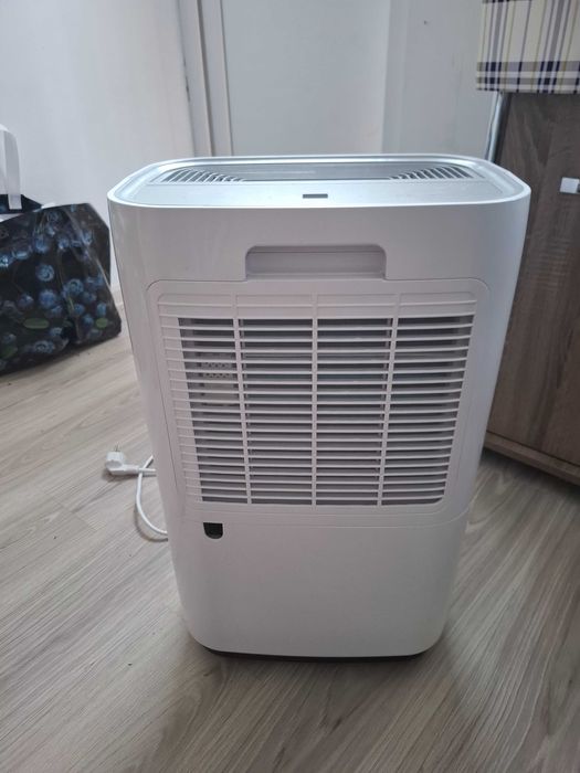 Dezumificator de aer