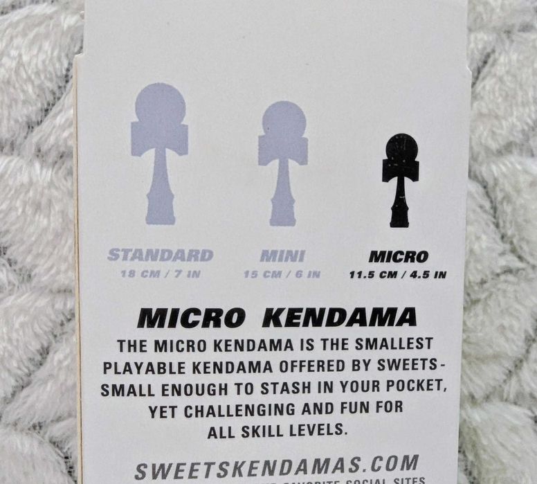 Kendama Sweets Micro Antiskid (micro kendama, dimensiune mai mica decat una normala)