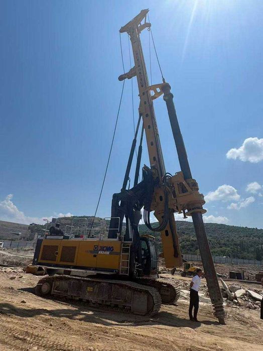 Burovoy texnika Буровая техника/машина XCMG240E