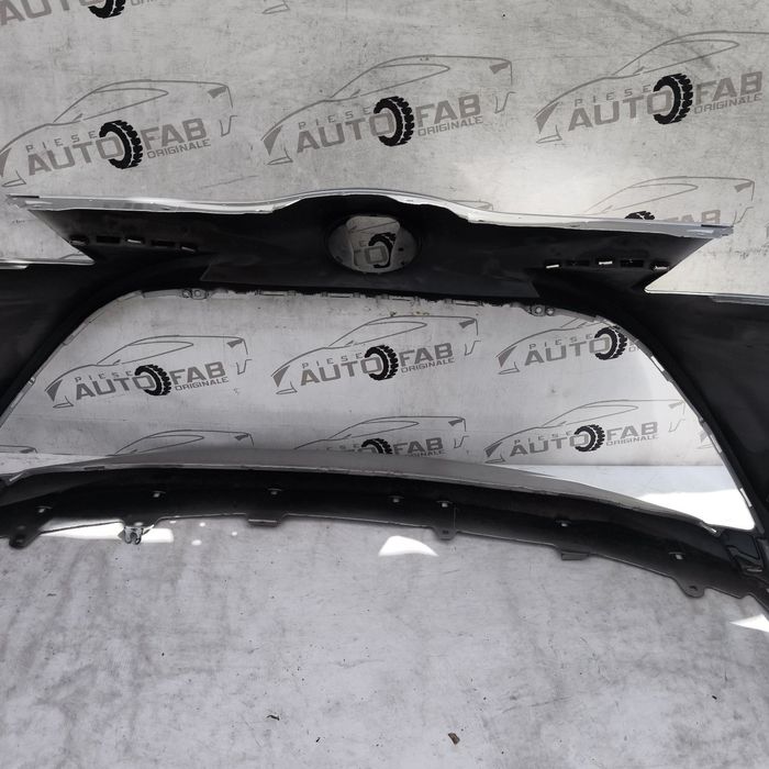 Bara fata Toyota Yaris Facelift an 2017-2018-2019-2020