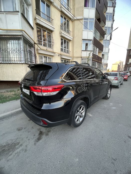 Тойота хайлендер