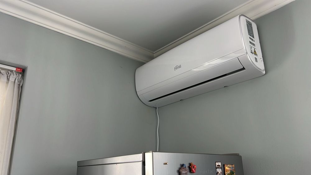 Inchiriez apartament 2 camere cu parcare zona VIVO/BMW